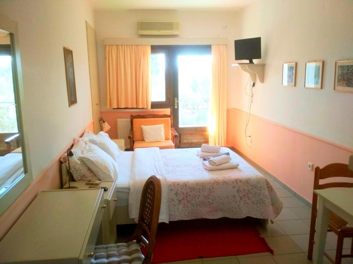 Rent Rooms Alexiou Límni 외부 사진